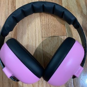 Baby Girl sound muffler (used)